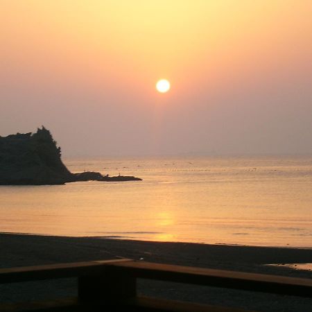 ホテルOshinaya 鋸南町 エクステリア 写真